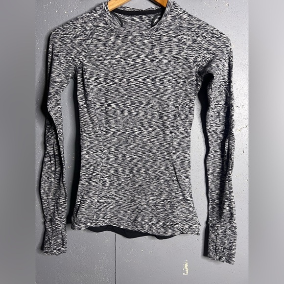 Lululemon Runderful Long Sleeve Spaced Out Space Dye Black White. Size 2 - Picture 4 of 11
